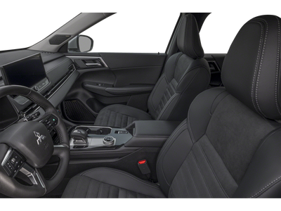 2025 Mitsubishi Outlander Base