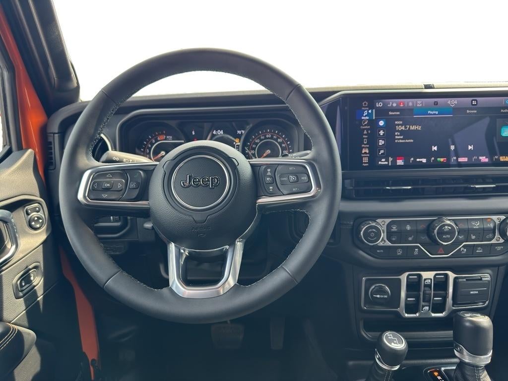2025 Jeep Wrangler 4-Door Sahara 4x4