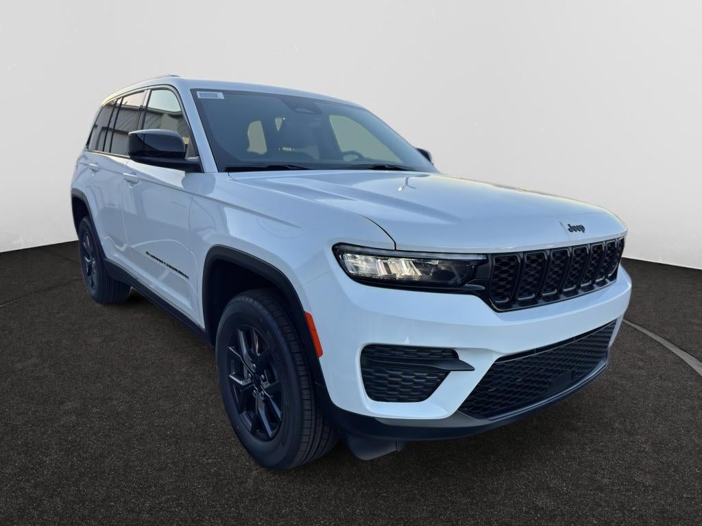 2027 Jeep Grand Cherokee GRAND CHEROKEE LAREDO X 4X4