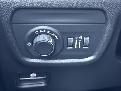 2027 Jeep Grand Cherokee GRAND CHEROKEE LAREDO X 4X4