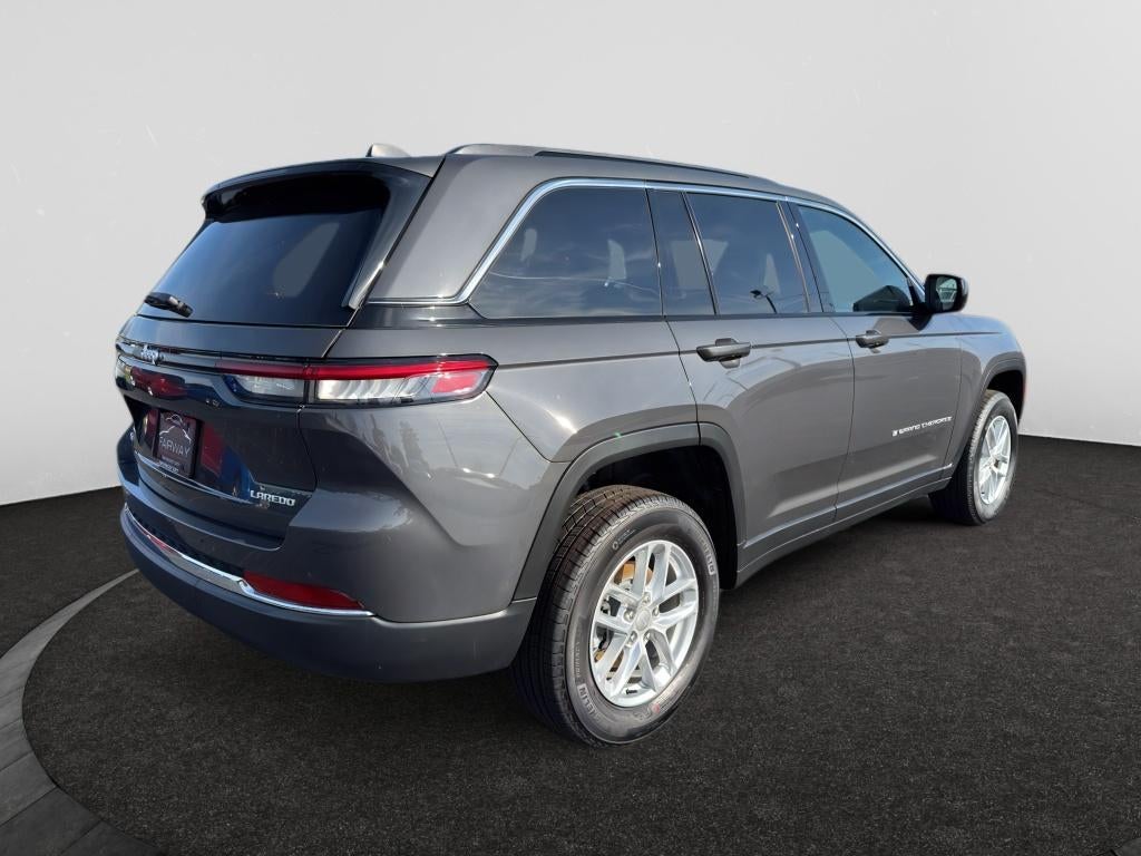 2026 Jeep Grand Cherokee GRAND CHEROKEE LAREDO X 4X4