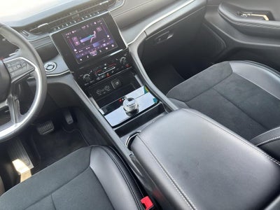 2025 Jeep Grand Cherokee Altitude X 4x4
