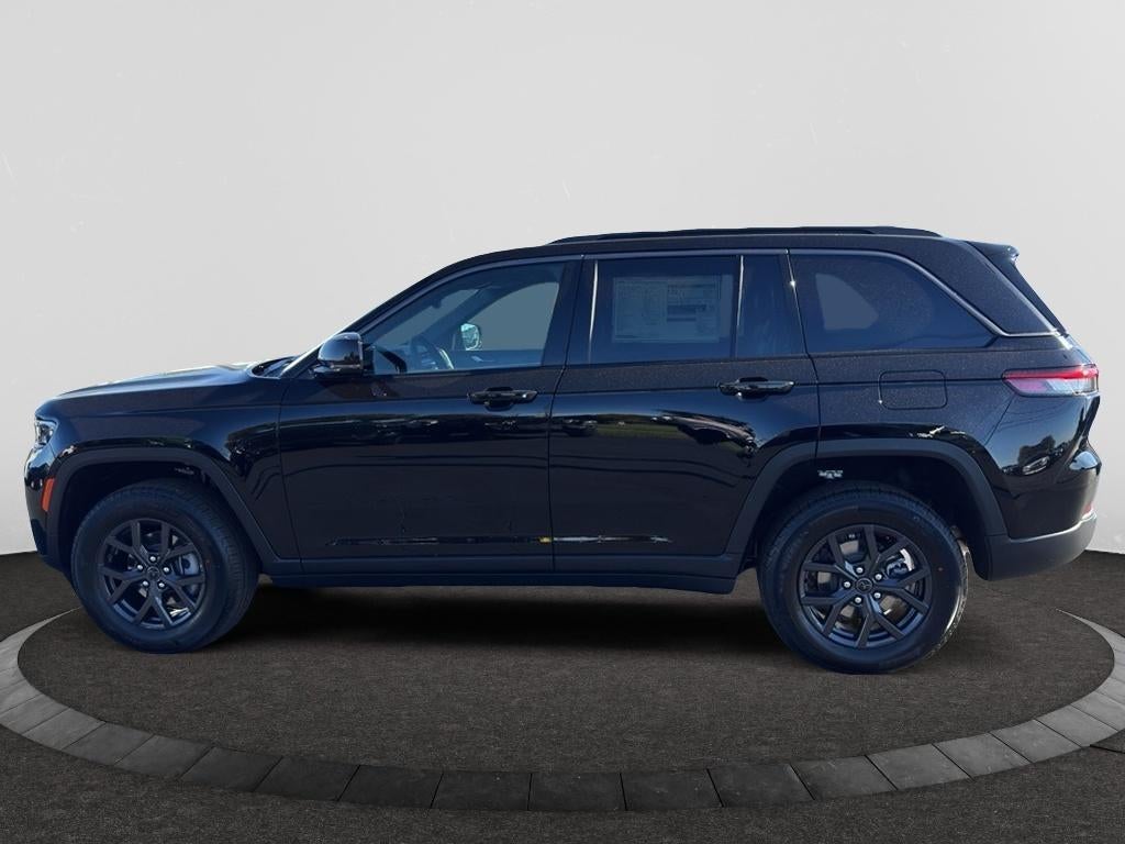 2027 Jeep Grand Cherokee GRAND CHEROKEE LAREDO ALTITUDE 4X4