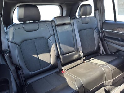 2027 Jeep Grand Cherokee GRAND CHEROKEE LAREDO ALTITUDE 4X4