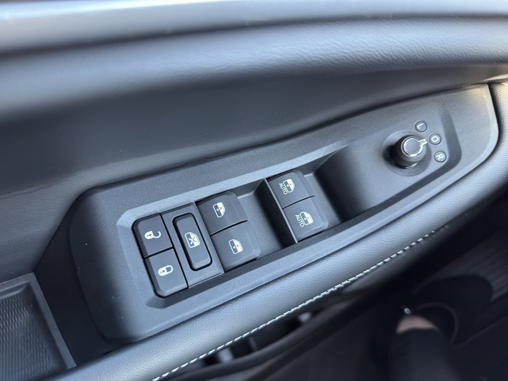 2027 Jeep Grand Cherokee GRAND CHEROKEE LAREDO ALTITUDE 4X4