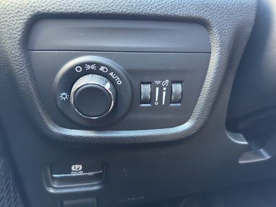 2027 Jeep Grand Cherokee GRAND CHEROKEE LAREDO ALTITUDE 4X4