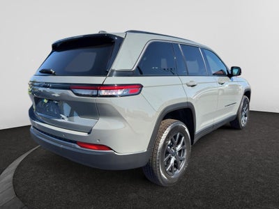 2027 Jeep Grand Cherokee GRAND CHEROKEE LAREDO ALTITUDE 4X4
