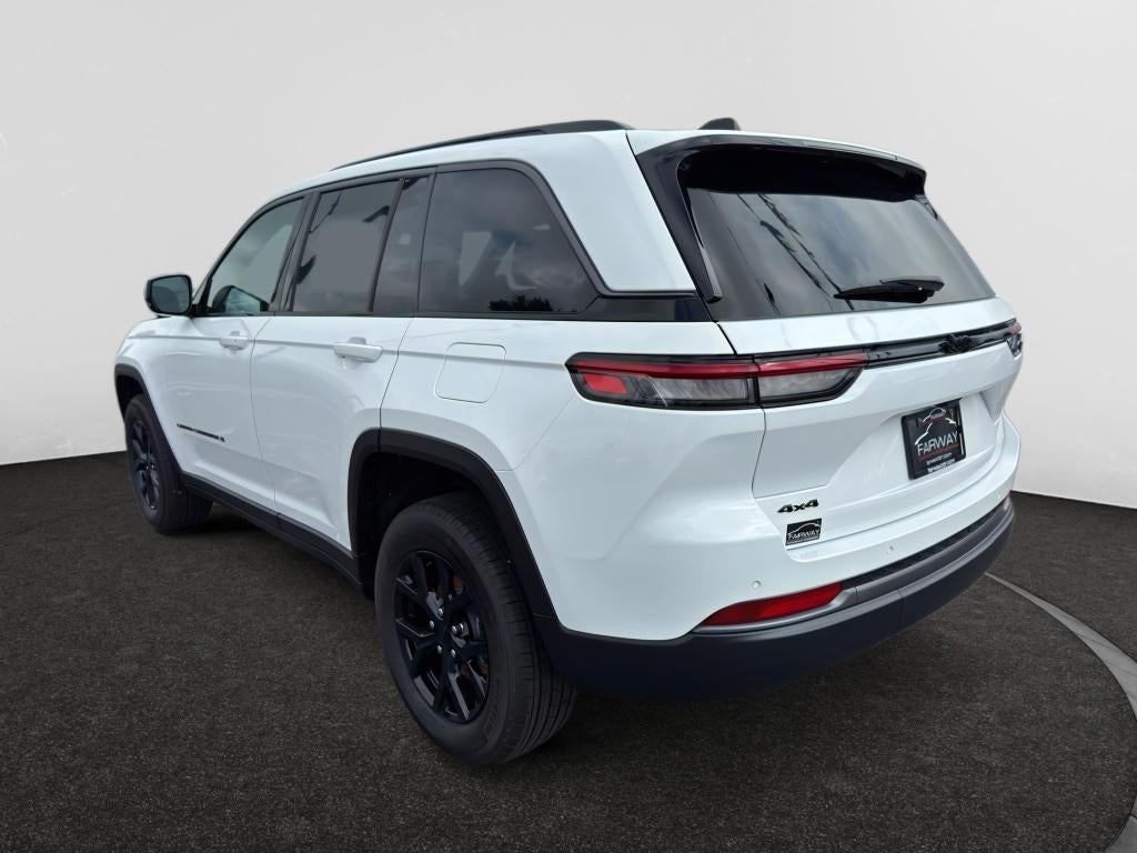 2026 Jeep Grand Cherokee GRAND CHEROKEE LAREDO ALTITUDE 4X4
