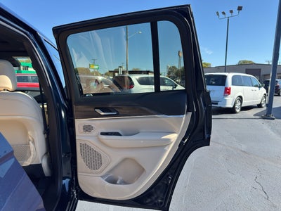 2027 Jeep Grand Cherokee GRAND CHEROKEE LIMITED 4X4