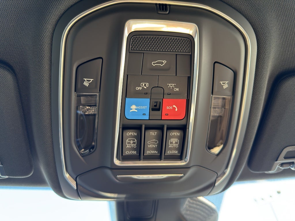2027 Jeep Grand Cherokee GRAND CHEROKEE LIMITED 4X4