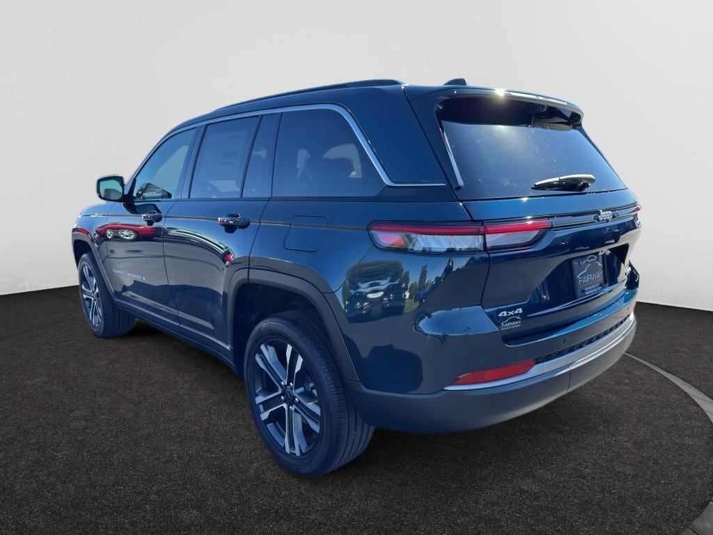 2027 Jeep Grand Cherokee GRAND CHEROKEE LIMITED 4X4