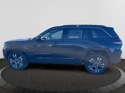 2027 Jeep Grand Cherokee GRAND CHEROKEE LIMITED 4X4