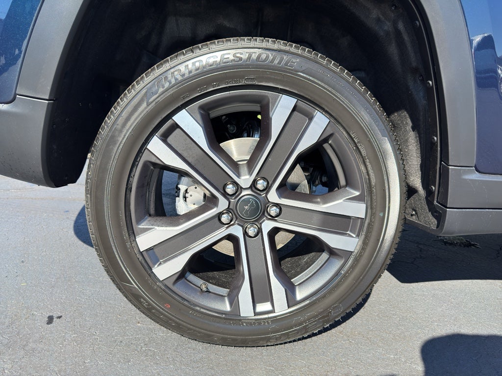 2027 Jeep Grand Cherokee GRAND CHEROKEE LIMITED 4X4