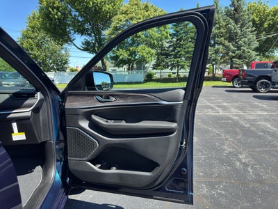 2026 Jeep Grand Cherokee GRAND CHEROKEE LIMITED RESERVE 4X4