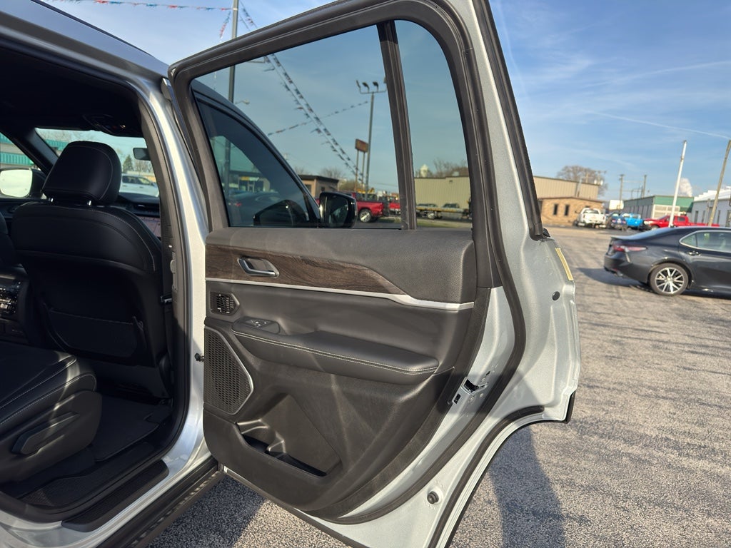 2026 Jeep Grand Cherokee GRAND CHEROKEE L LIMITED 4X4