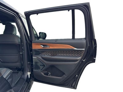 2026 Jeep Grand Cherokee GRAND CHEROKEE L SUMMIT 4X4