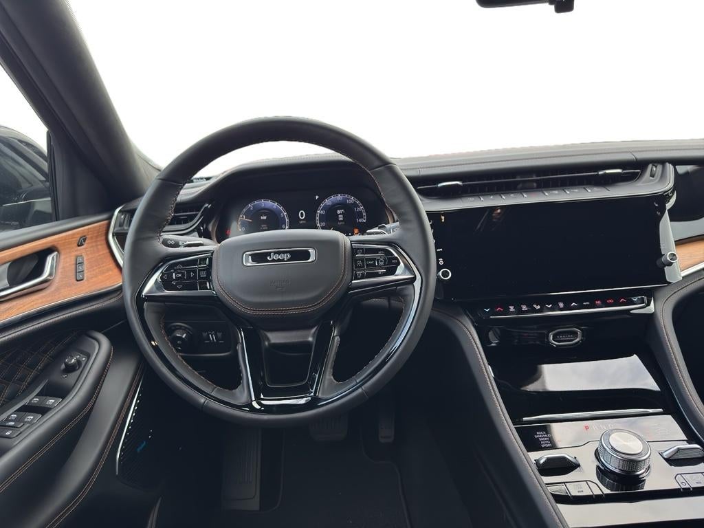 2026 Jeep Grand Cherokee GRAND CHEROKEE L SUMMIT 4X4