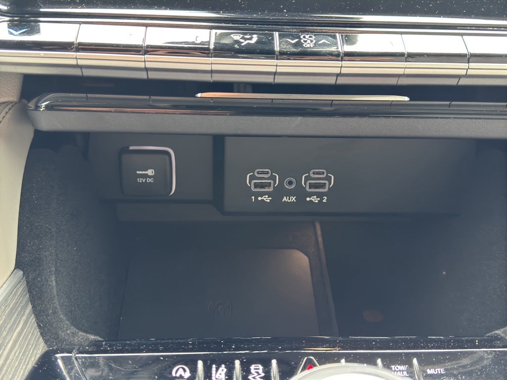 2023 Jeep Wagoneer Series III 4x4