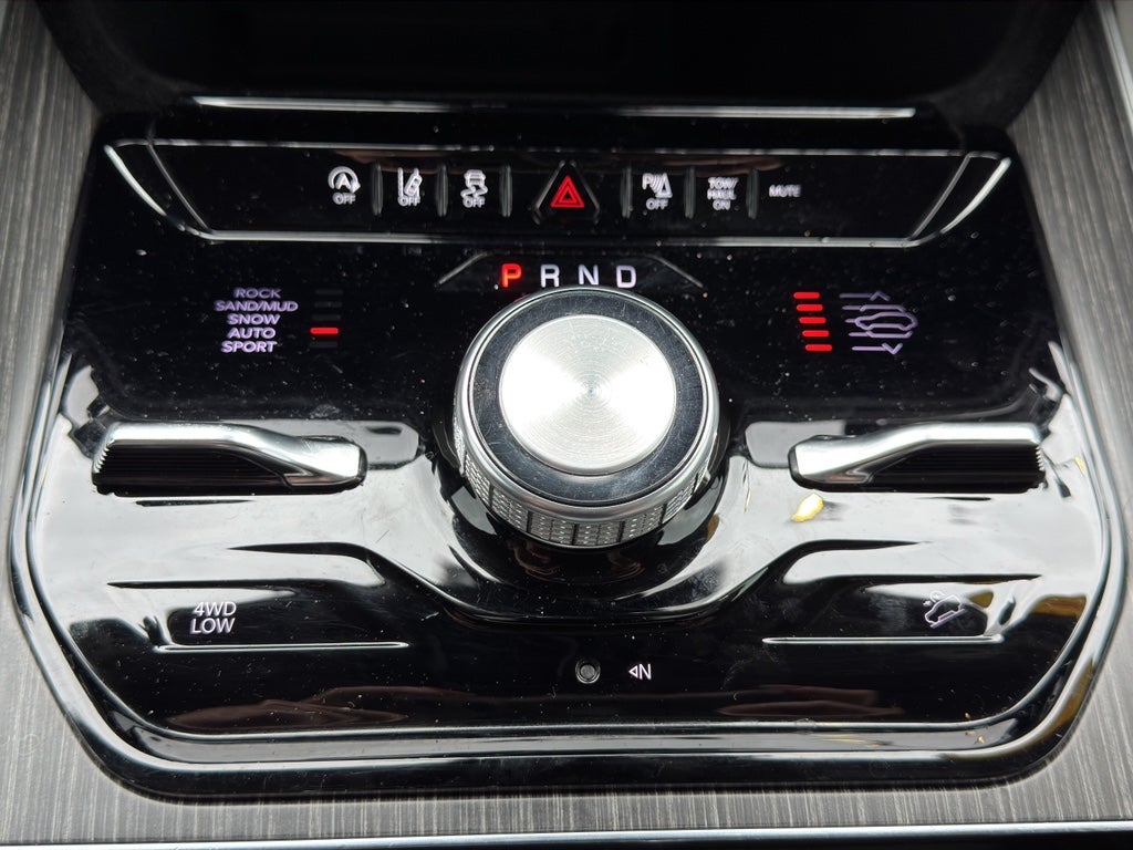 2023 Jeep Wagoneer Series III 4x4