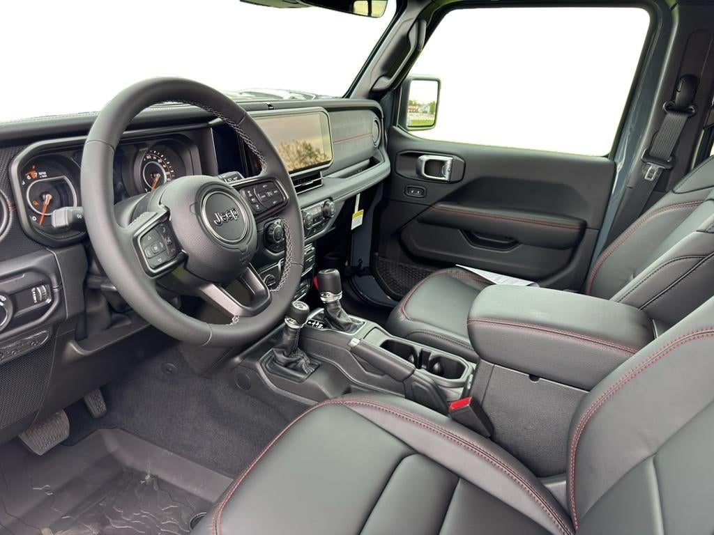 2026 Jeep Gladiator GLADIATOR SHADOW OPS 4X4