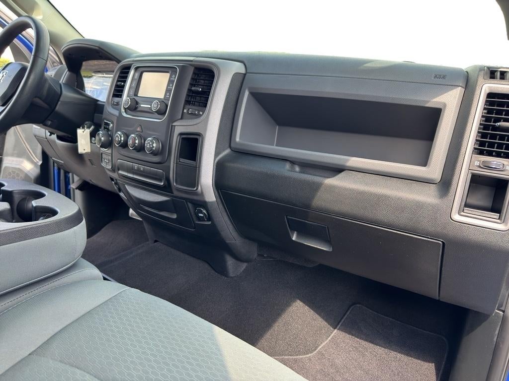 2018 RAM 1500 Express Crew Cab 4x4 5'7' Box