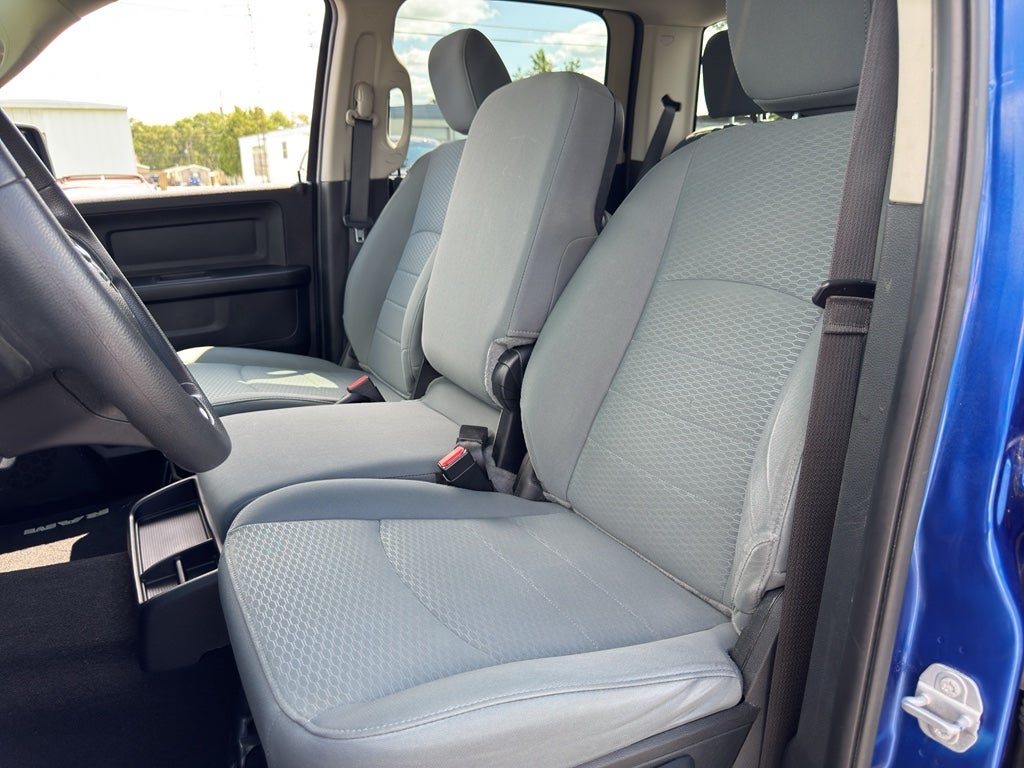 2018 RAM 1500 Express Crew Cab 4x4 5'7' Box