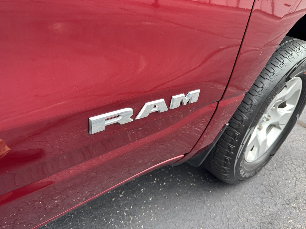 2023 RAM 1500 Big Horn Crew Cab 4x4 5'7' Box