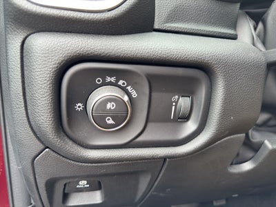 2023 RAM 1500 Big Horn Crew Cab 4x4 5'7' Box