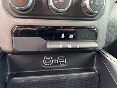2023 RAM 1500 Big Horn Crew Cab 4x4 5'7' Box