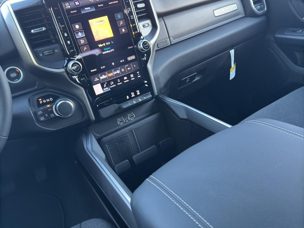 2027 RAM Ram 1500 RAM 1500 BIG HORN CREW CAB 4X4 5'7' BOX