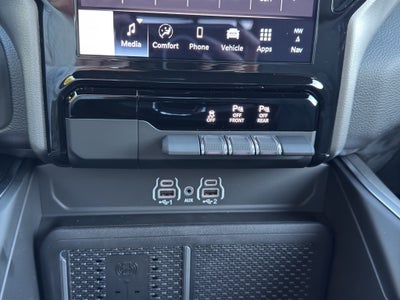 2027 RAM Ram 1500 RAM 1500 BIG HORN CREW CAB 4X4 5'7' BOX