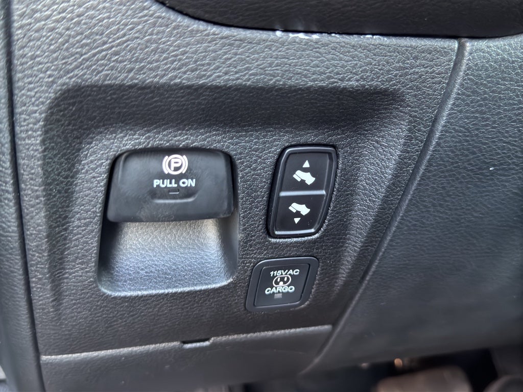 2027 RAM Ram 1500 RAM 1500 BIG HORN CREW CAB 4X4 5'7' BOX