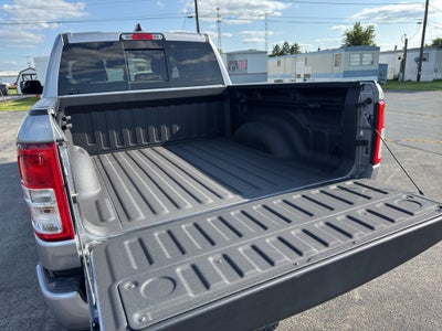 2022 RAM 1500 Big Horn Crew Cab 4x4 5'7' Box