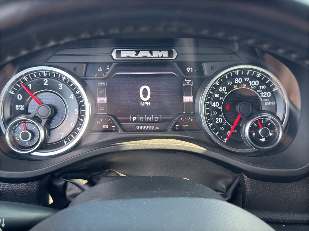 2022 RAM 1500 Big Horn Crew Cab 4x4 5'7' Box