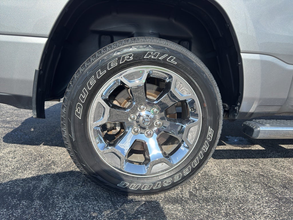 2022 RAM 1500 Big Horn Crew Cab 4x4 5'7' Box