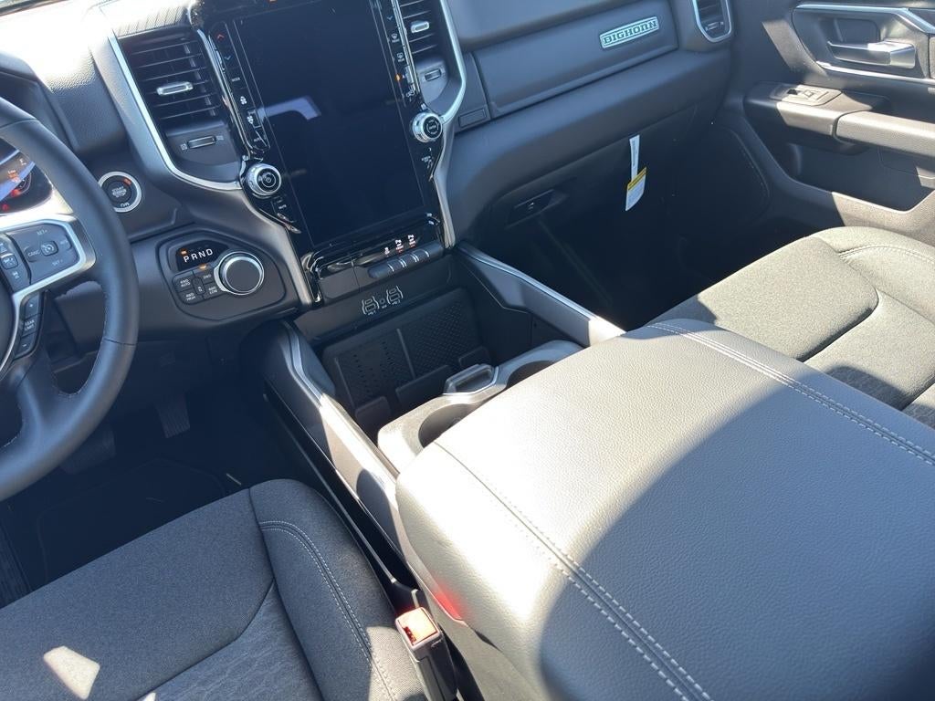 2027 RAM Ram 1500 RAM 1500 BIG HORN CREW CAB 4X4 5'7' BOX