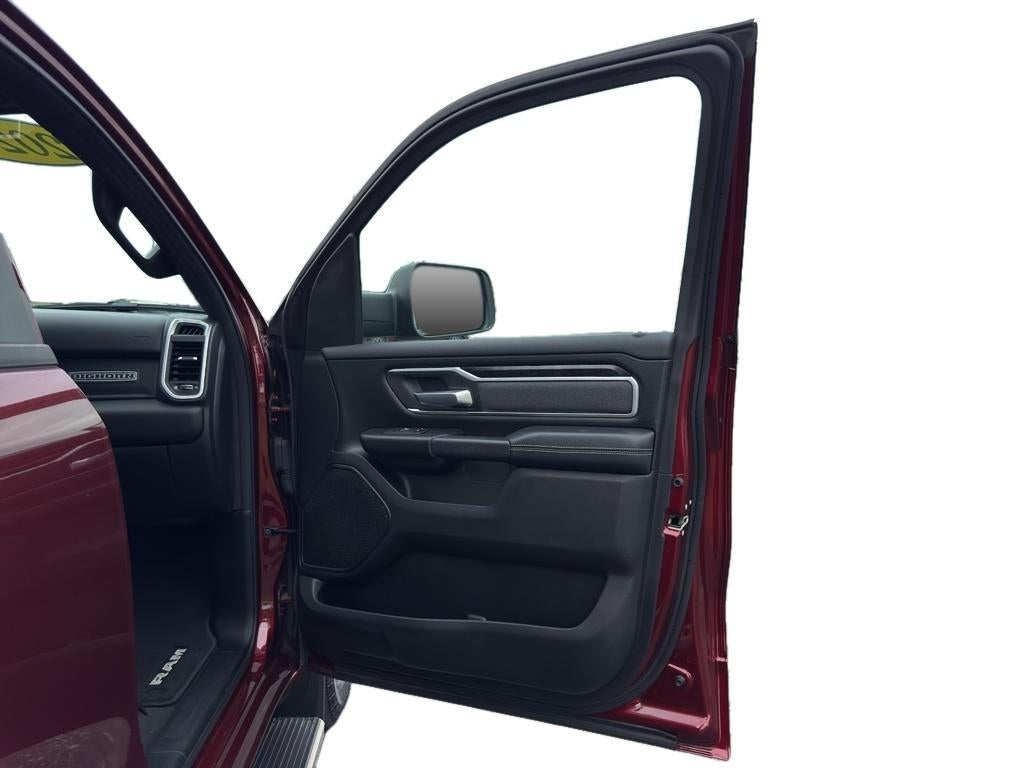 2020 RAM 1500 Big Horn Crew Cab 4x4 5'7' Box
