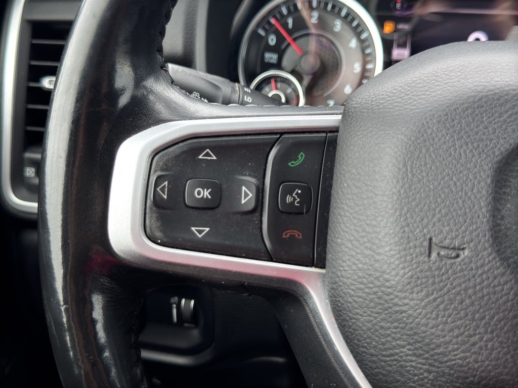 2020 RAM 1500 Big Horn Crew Cab 4x4 5'7' Box