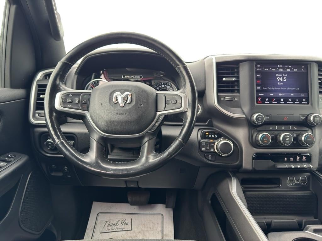2020 RAM 1500 Big Horn Crew Cab 4x4 5'7' Box