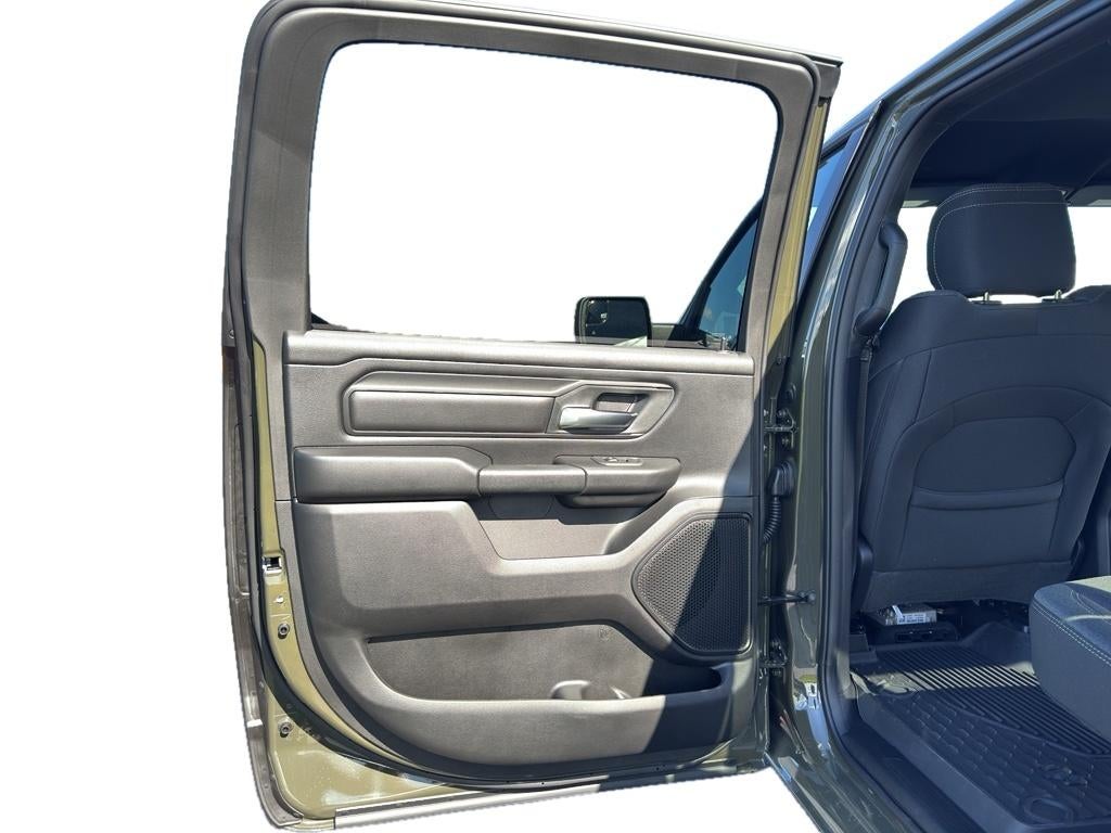 2026 RAM 1500 RAM 1500 WARLOCK CREW CAB 4X4 5'7' BOX