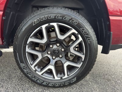 2023 RAM 1500 Laramie Crew Cab 4x4 5'7' Box