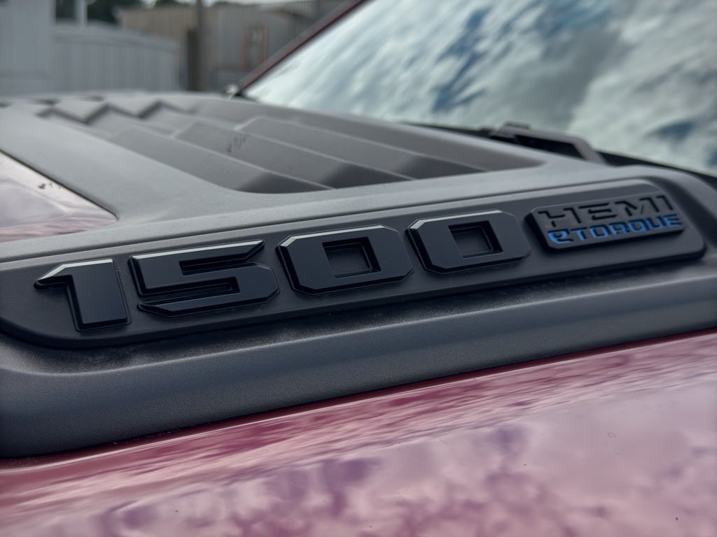2023 RAM 1500 Laramie Crew Cab 4x4 5'7' Box