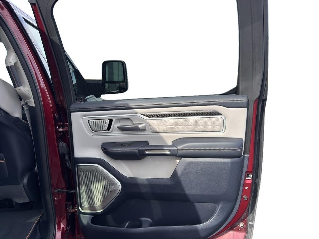 2025 RAM 1500 Tungsten Crew Cab 4x4 5'7' Box