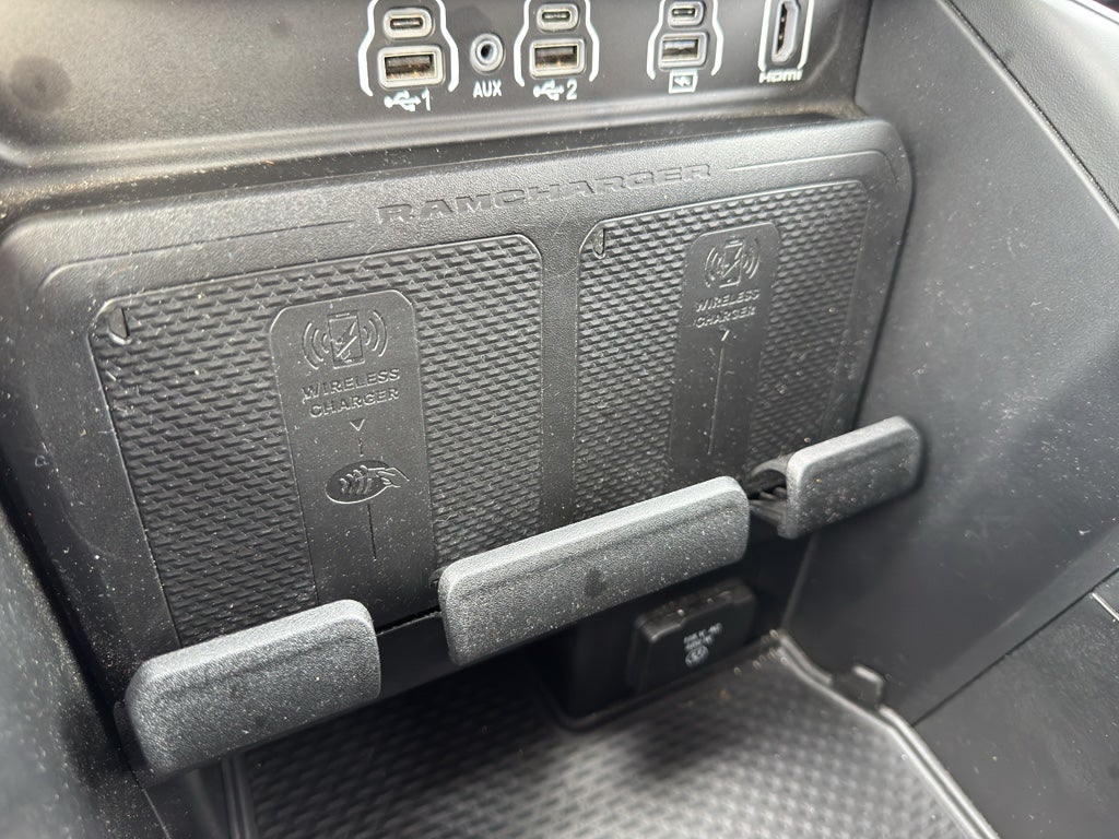 2025 RAM 1500 Tungsten Crew Cab 4x4 5'7' Box