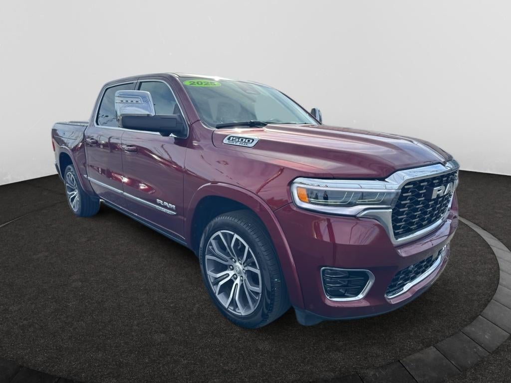 2025 RAM 1500 Tungsten Crew Cab 4x4 5'7' Box