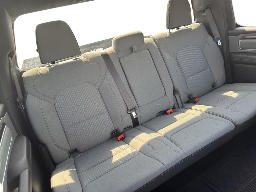 2023 RAM 1500 Big Horn Crew Cab 4x4 6'4' Box