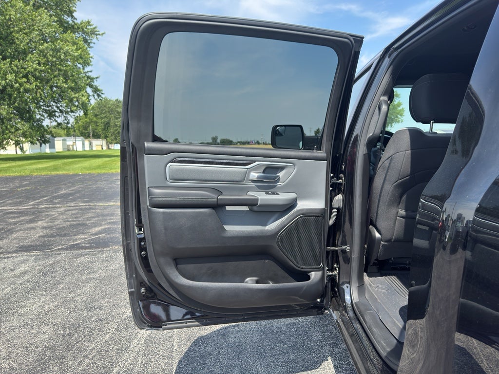 2023 RAM 1500 Big Horn Crew Cab 4x4 6'4' Box