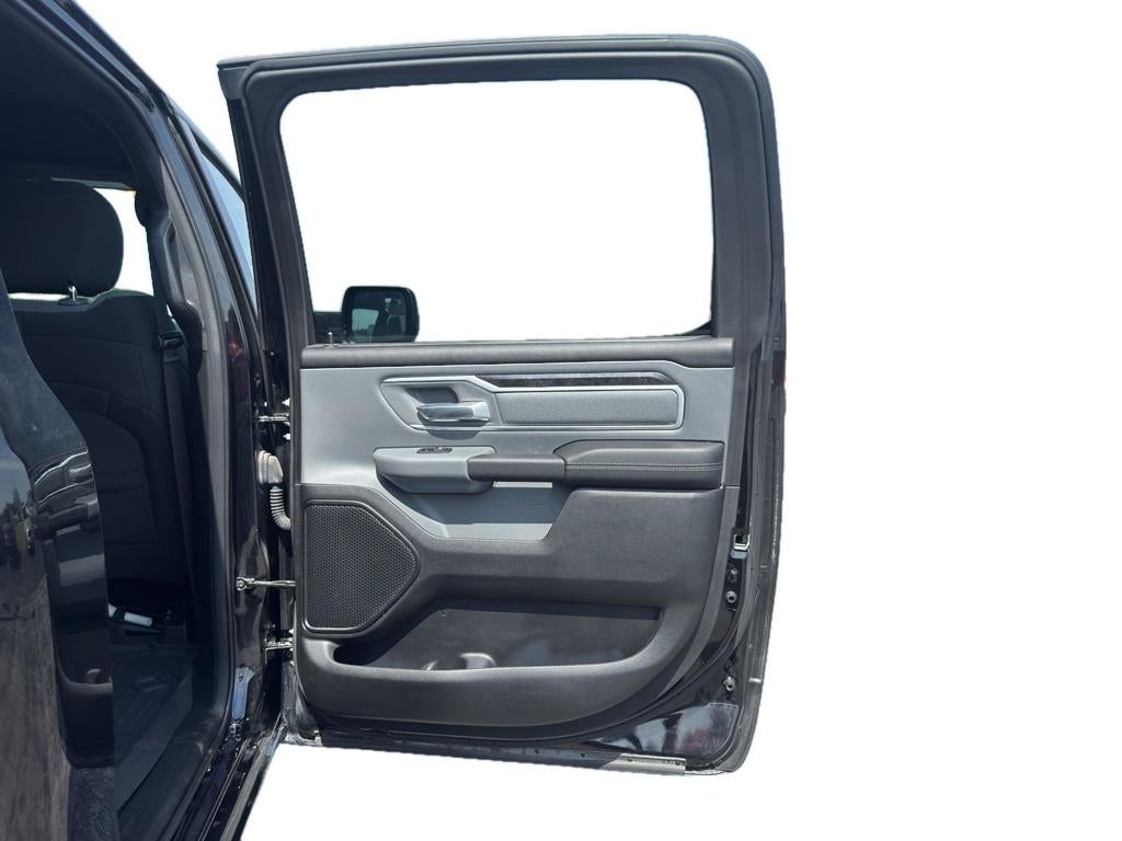 2023 RAM 1500 Big Horn Crew Cab 4x4 6'4' Box