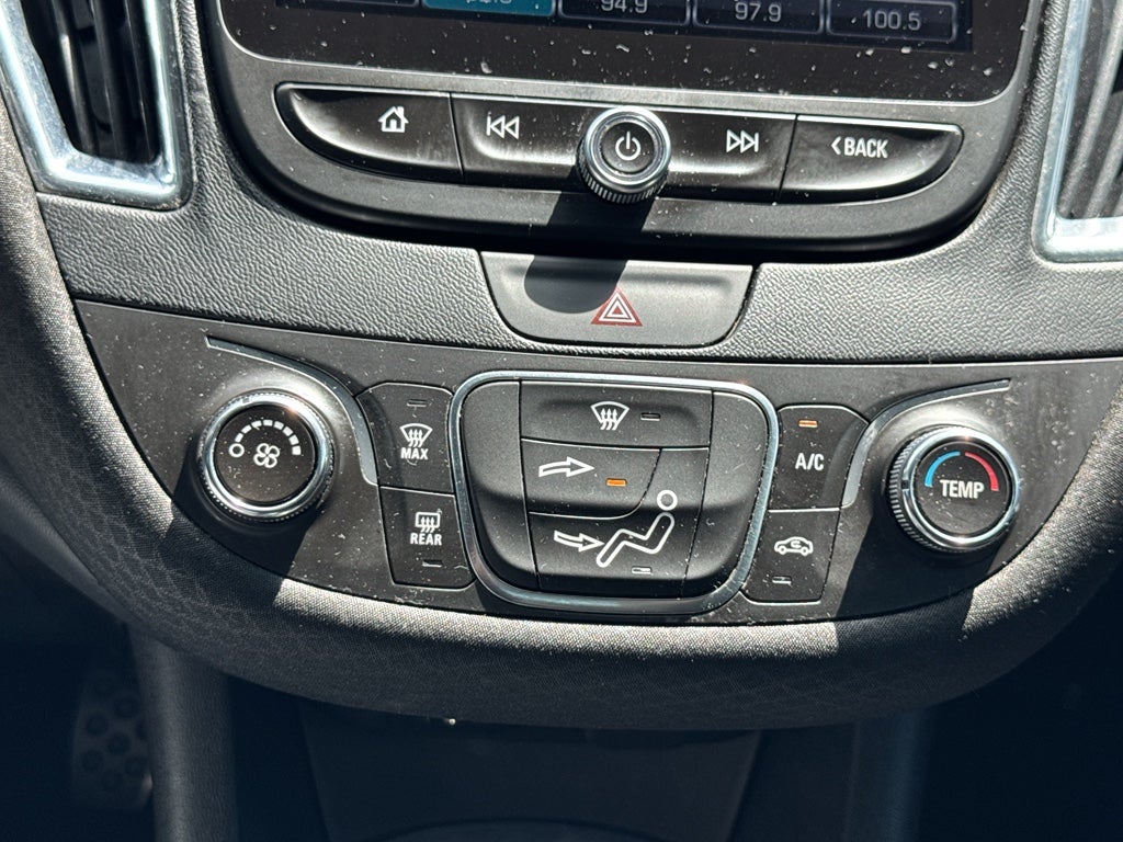 2017 Chevrolet Malibu 1LT