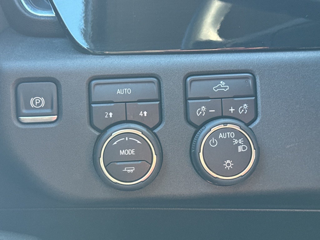 2024 Chevrolet Silverado 1500 4WD Crew Cab Short Bed LT with 2FL